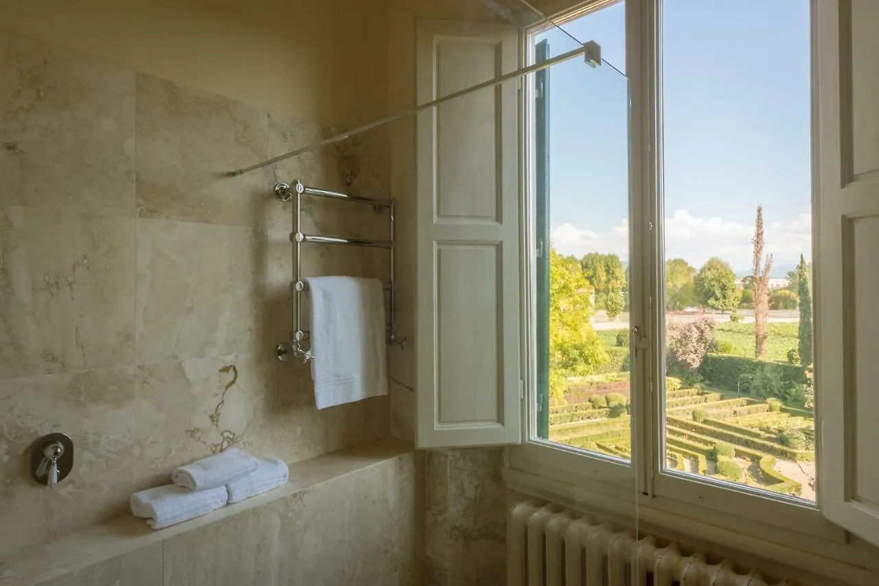 3Bdrm Luxury Apartment In Tuscan Villa,Private Estate, Shared Swimmingpool Florence